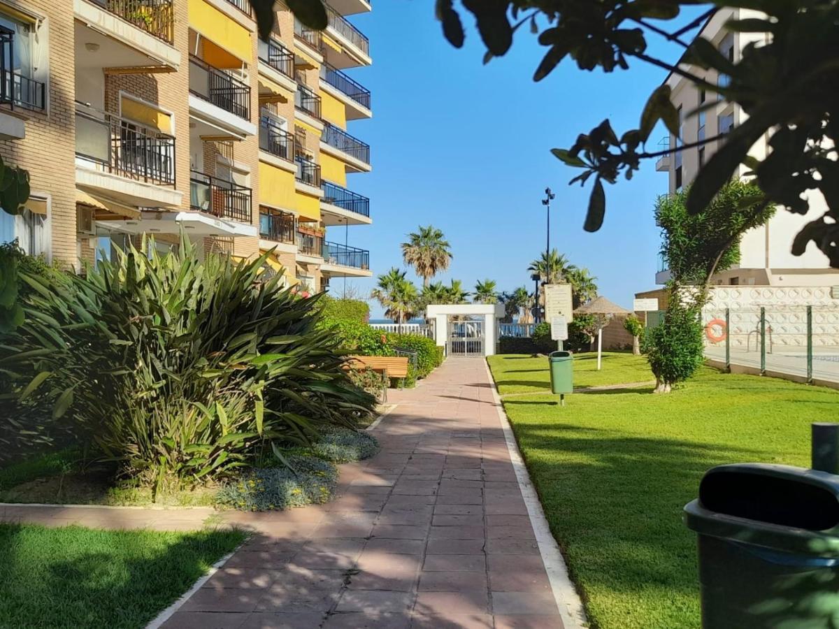 Escapada A La Costa Del Sol Apartment Fuengirola Bagian luar foto